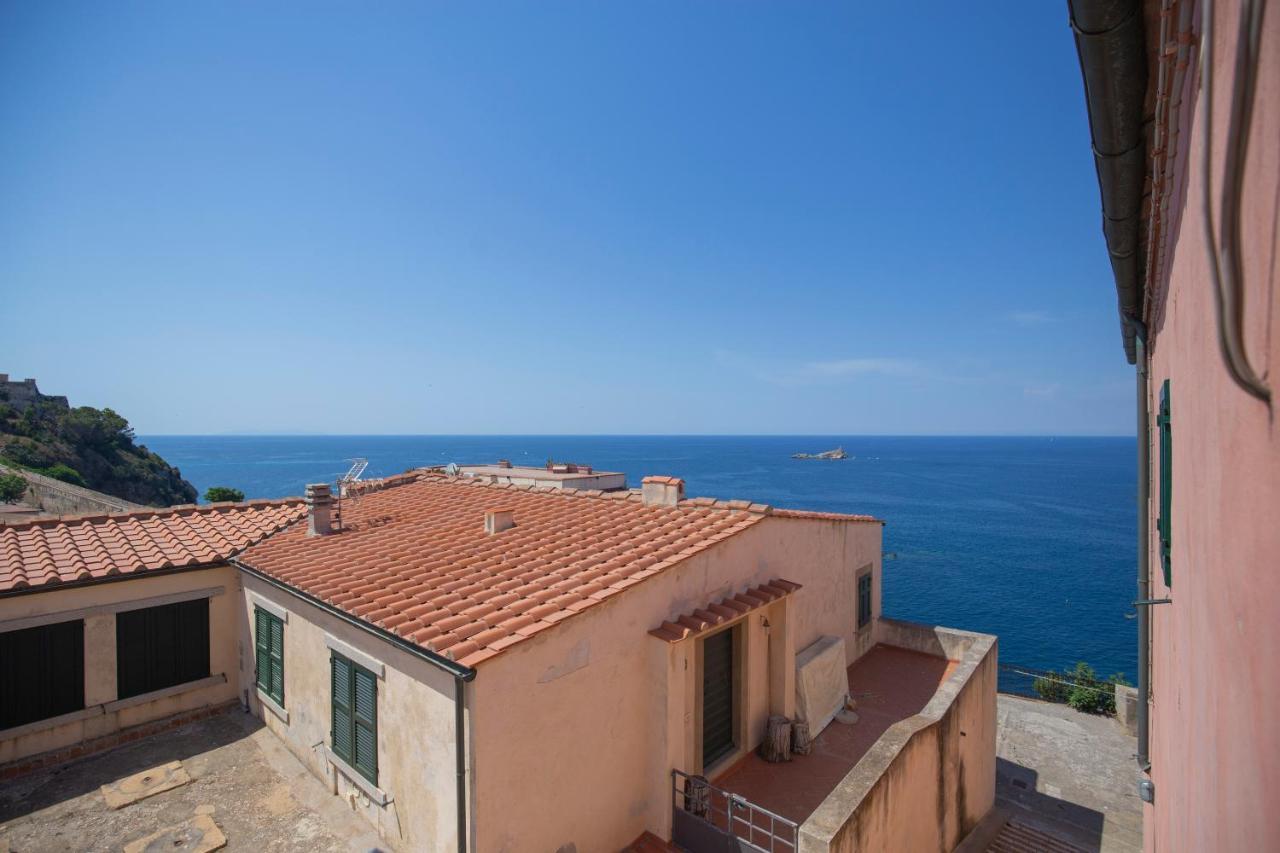 Helloelba Appartamento Il Faro Portoferraio Eksteriør bilde