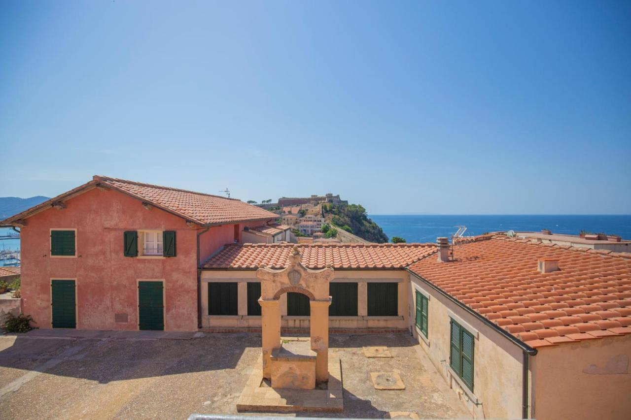 Helloelba Appartamento Il Faro Portoferraio Eksteriør bilde